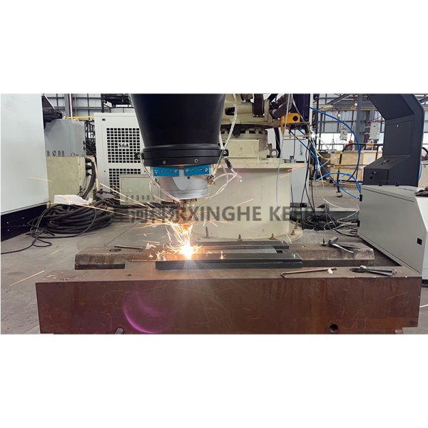 Laser welding equipment